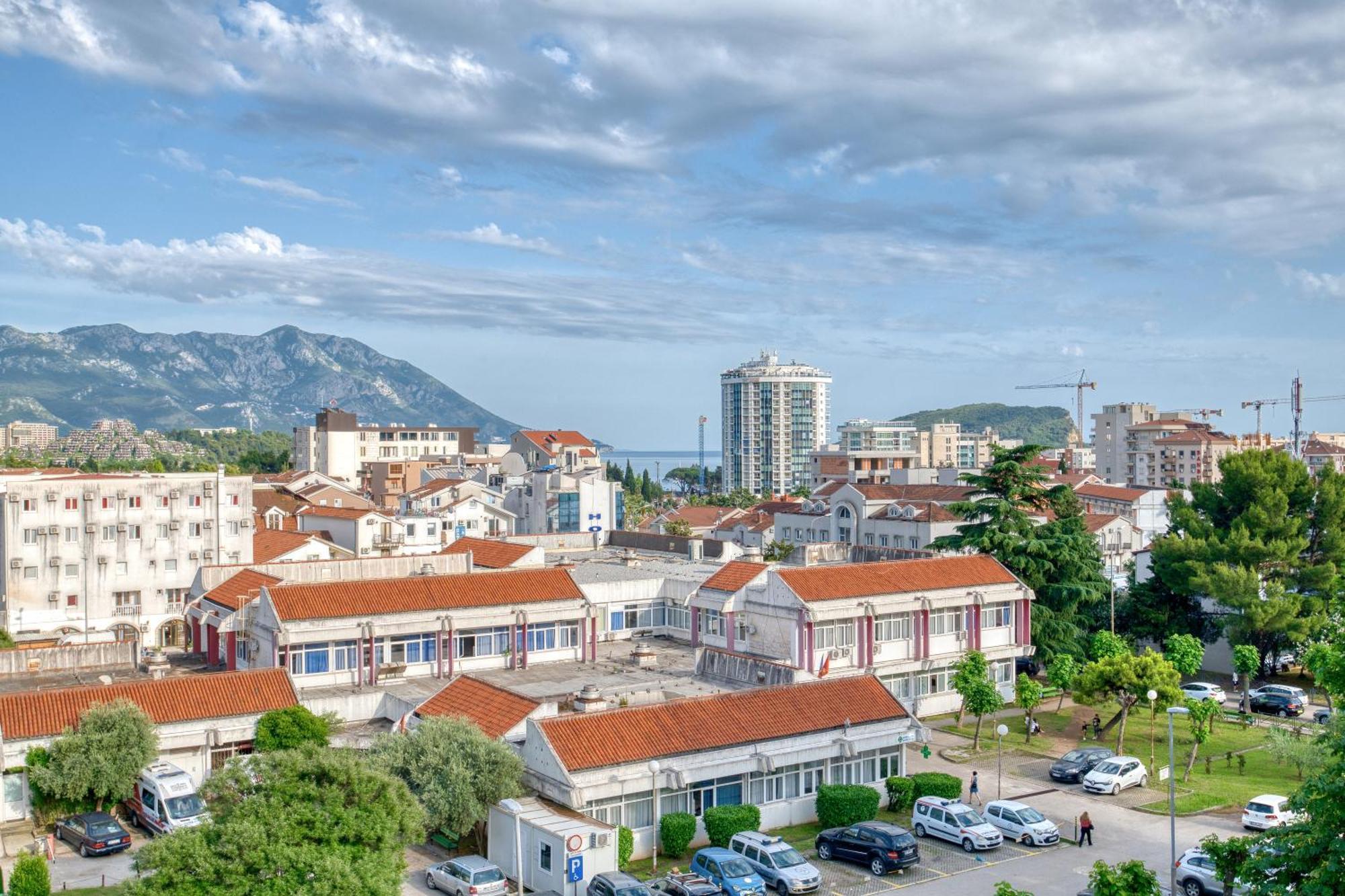 Azure Apartments Budva Exterior photo